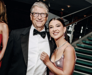 Bill Gates AI Fashion Startup Phia